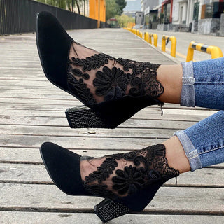 Tacones Elegantes De Encaje Floral | Sofisticados
