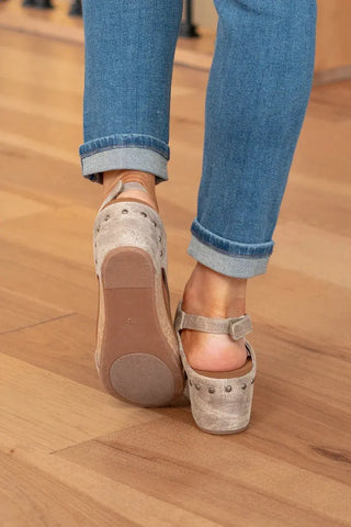 Sandalias con cuña y cortes laterales para Mujer – Patrice
