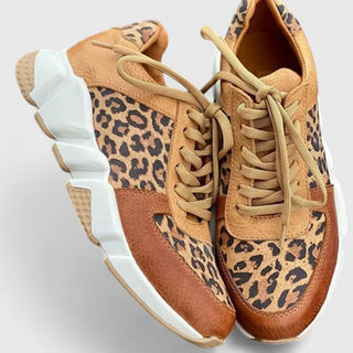 Marisela | Zapatillas Animal Print con Cordones para Mujer