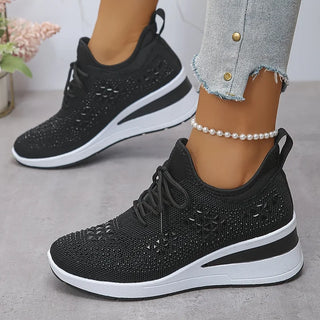 Delphine | Zapatillas con Soporte de Talón y Detalles en Strass para Mujer
