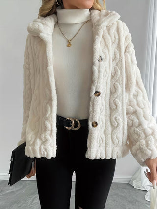 Calvera | Chaqueta Teddy Texturizada de Mujer con Botones Frontales