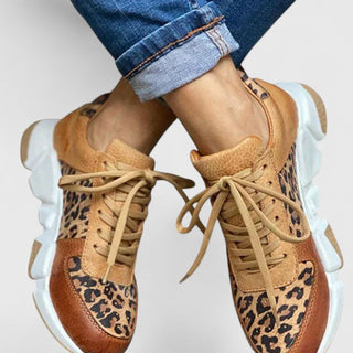 Marisela | Zapatillas Animal Print con Cordones para Mujer