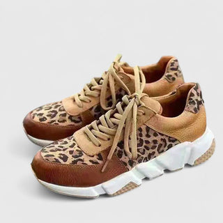 Marisela | Zapatillas Animal Print con Cordones para Mujer