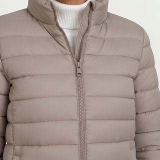 Clara | Chaqueta Acolchada para Mujer con Cuello Alto y Cremallera