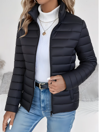 Frieda | Chaqueta Acolchada Entallada con Cuello Alto para Mujer