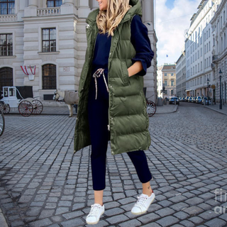 Laura | Chaleco Largo Acolchado con Capucha para Mujer