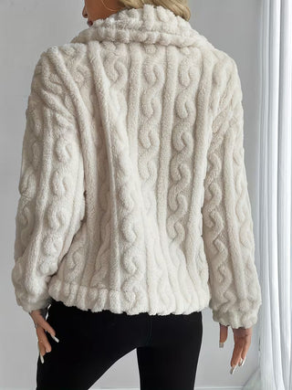 Calvera | Chaqueta Teddy Texturizada de Mujer con Botones Frontales