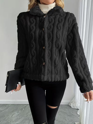 Calvera | Chaqueta Teddy Texturizada de Mujer con Botones Frontales
