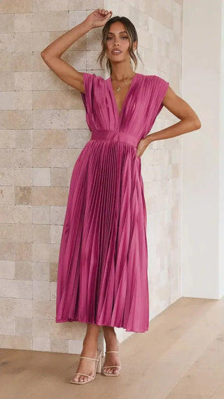 Vestido plisado con escote profundo – Wendy