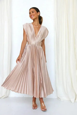 Vestido plisado con escote profundo – Wendy