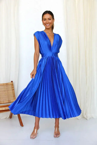 Vestido plisado con escote profundo – Wendy