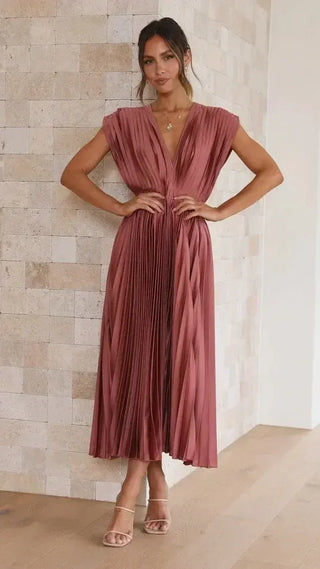 Vestido plisado con escote profundo – Wendy