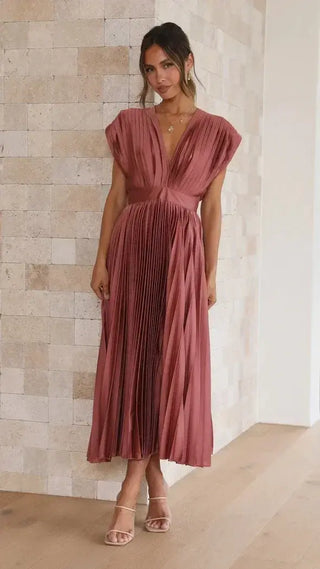 Vestido plisado con escote profundo – Wendy