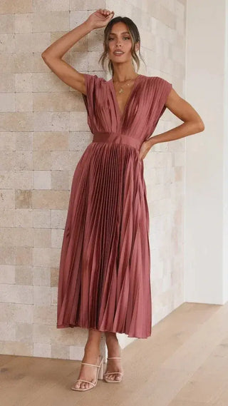 Vestido plisado con escote profundo – Wendy