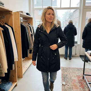 Amalia | Impermeable Largo de Mujer con Capucha Desmontable