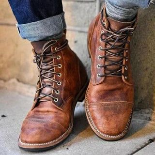 Tavren | Botas de Hombre al Tobillo con Correas Ajustables y Suela Contorneada