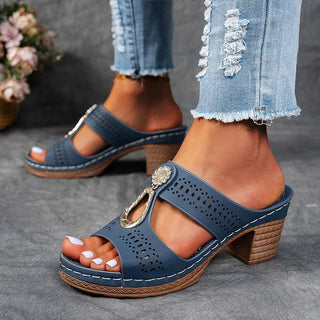 Clarisse | Sandalias Ortopédicas con Tacón y Diseño Calado para Mujer