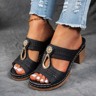 Clarisse | Sandalias Ortopédicas con Tacón y Diseño Calado para Mujer