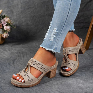 Clarisse | Sandalias Ortopédicas con Tacón y Diseño Calado para Mujer