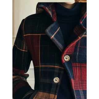 Amelia | Chaqueta Entallada de Cuadros para Mujer con Botones Frontales